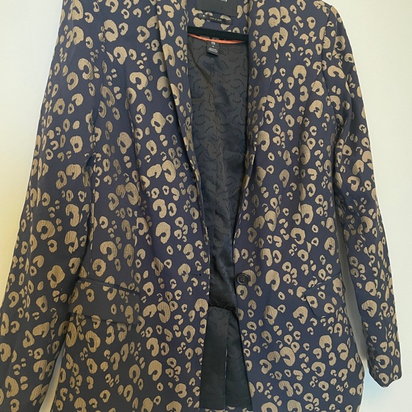 Maison Scotch & Soda, Stretch Jacquard Tailored Blazer, Day and Night look. - Picture 2 of 5